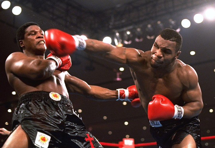 Počítačová simulácia našla najlepšieho boxera ťažkej váhy všetkých čias